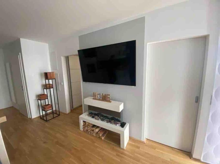 Moderne Wohnung In Der Toplage Inkl. Garage Vienna Luaran gambar